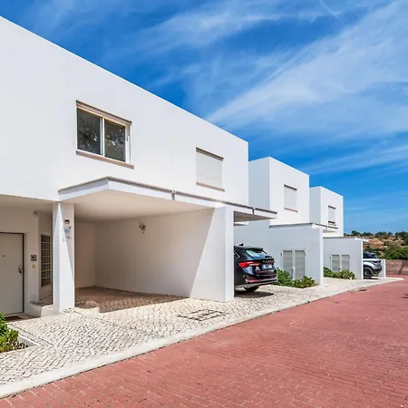 Vila Glamorous By Interhome