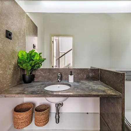 Vila Glamorous By Interhome