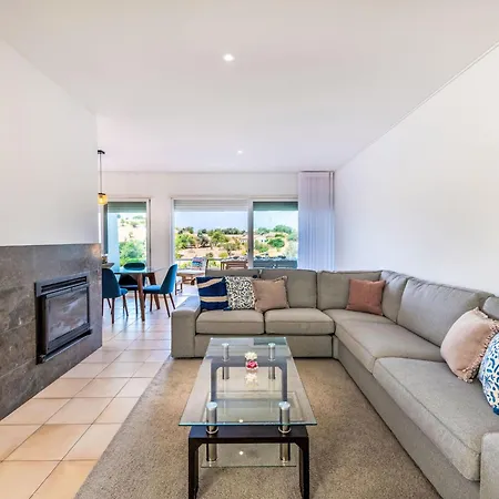 Vila Glamorous By Interhome *
